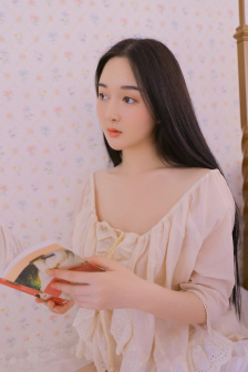 美女露0裸体无档动态图